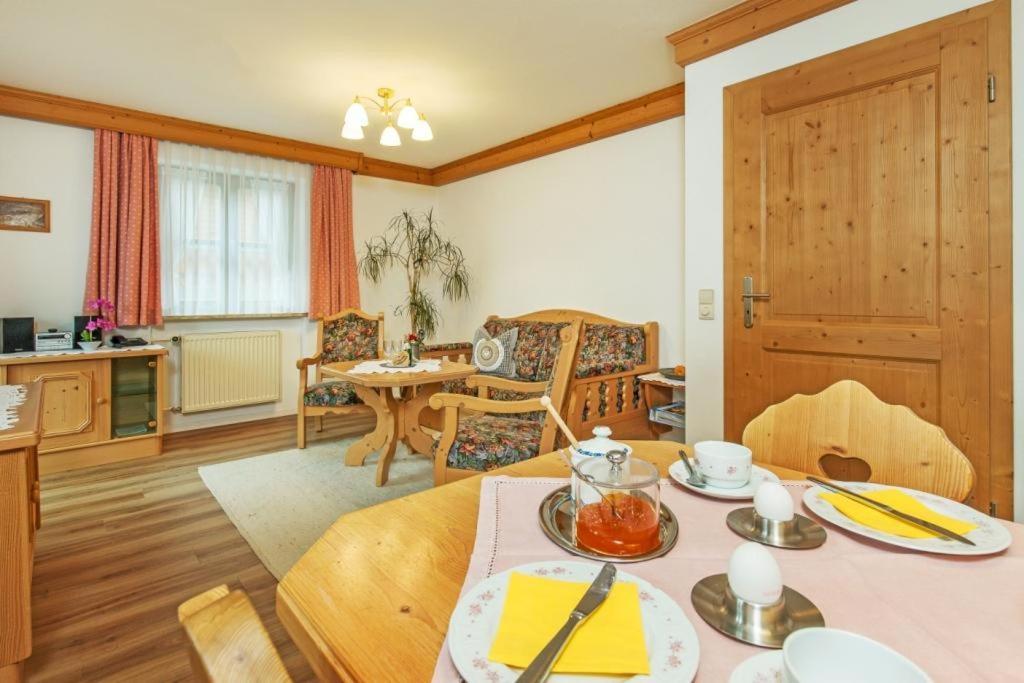 Haus Schmiederer Apartment Reit im Winkl Ngoại thất bức ảnh